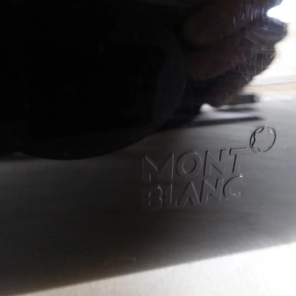 VINTAGE MONT BLANC BLACK PLASTIC HARD PEN CASE (PRE-OWNED) BOX ONLY